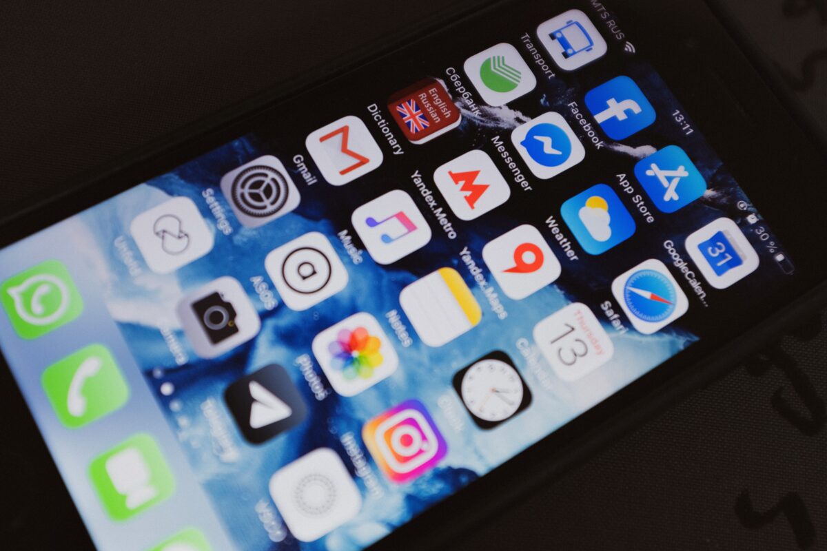 Tout savoir sur les impacts de la mise à jour iOS14 4 pexels ready made 3850262 1