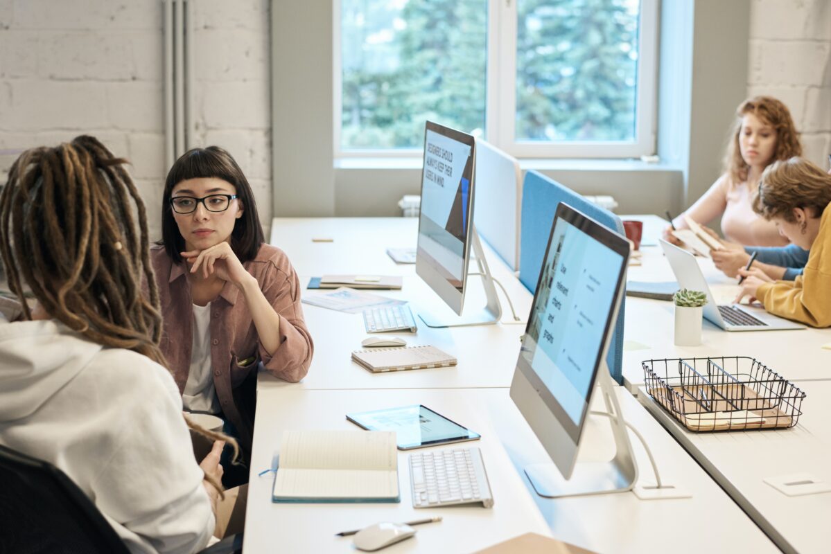 Qu'est-ce qu'une une agence digitale Suisse ? Et comment peut-elle vous être utile ? 2 agence-digitale-suisse